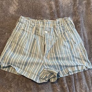 American eagle stretch shorts